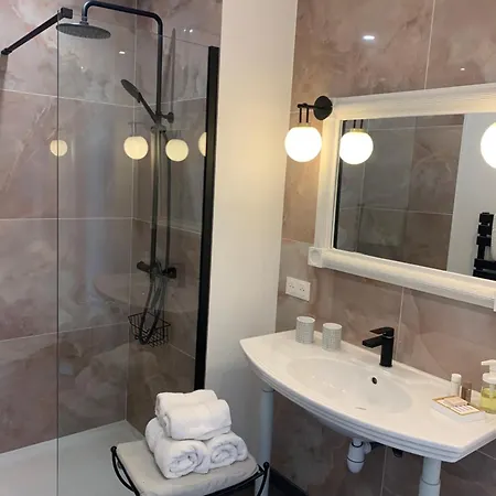 Lumineux 2 Pieces Vieil Antibes Appartement Buitenkant foto